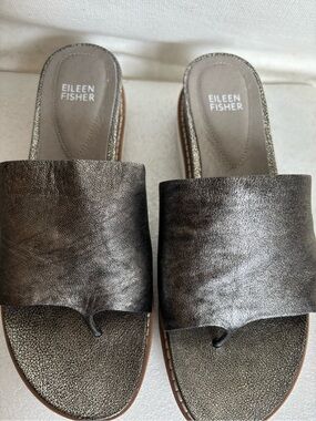 Eileen Fisher Metallic Touch Silver Leather Slide Sandals - Size 7.5